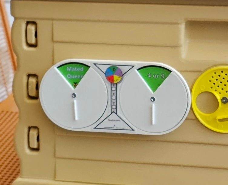 QueenRightDial - Apimaye Plate w/Status Indicator 2.0